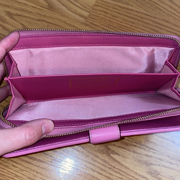 Vintage Y2K Pink Coach Purse and Matching Wallet - Picture 14 of 16